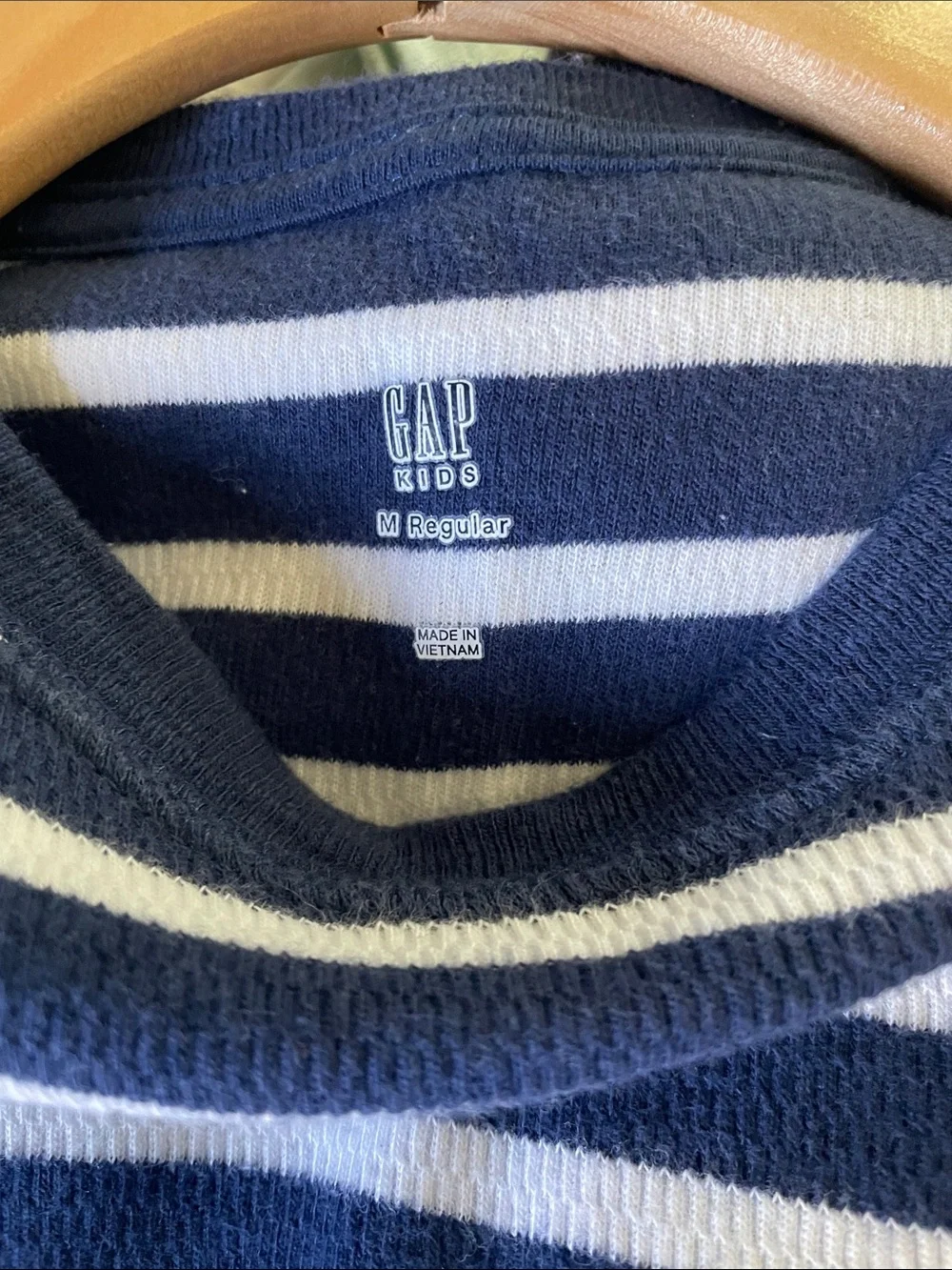 GAP boys Black thermal & Navy and White Striped tops size:M